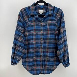 AEO American Eagle Womens Button Up Shirt Navy Blue Plaid 100% Cotton S